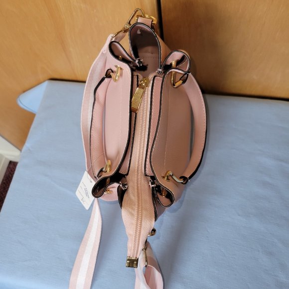 NEW Pink Leather Handbag Crossbody Cute Purse Gold Accent Tote Bag Detach Strap - Picture 6 of 10